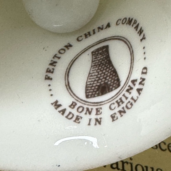 Bone China bells Fenton two - Picture 4 of 5